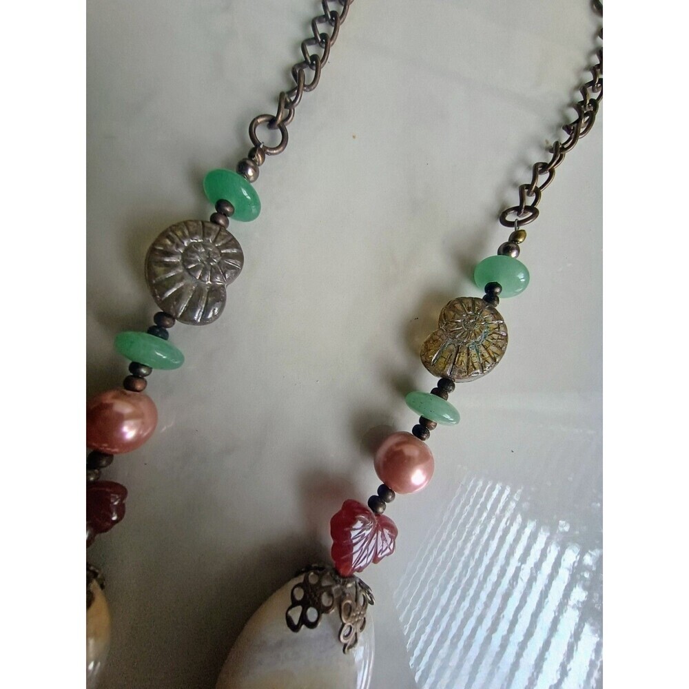 Handmade Agate/Geode Slice Statement Necklace With Other Semi Precious Stones - Picture 5 of 8